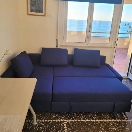 Attico Vista Mare Apartamento
